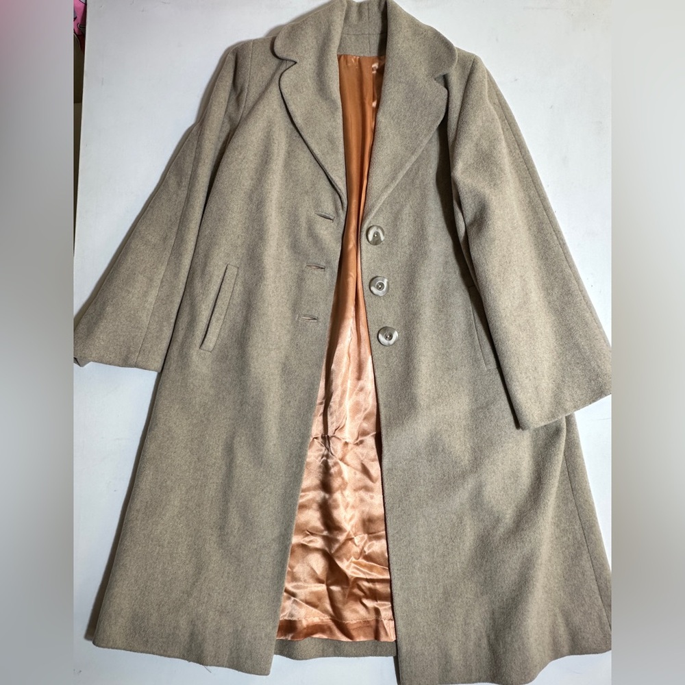 Vintage 1960s Classic Wool Women's Tan Trench Coat